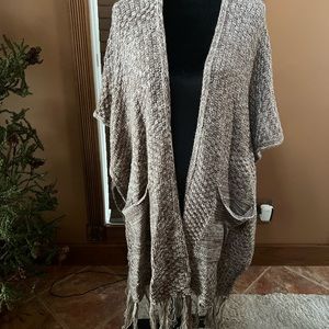 Light Taupe & Creamy White